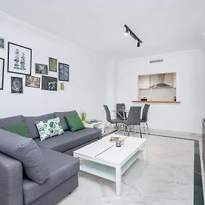 Bhost - Marina Banus Apartment